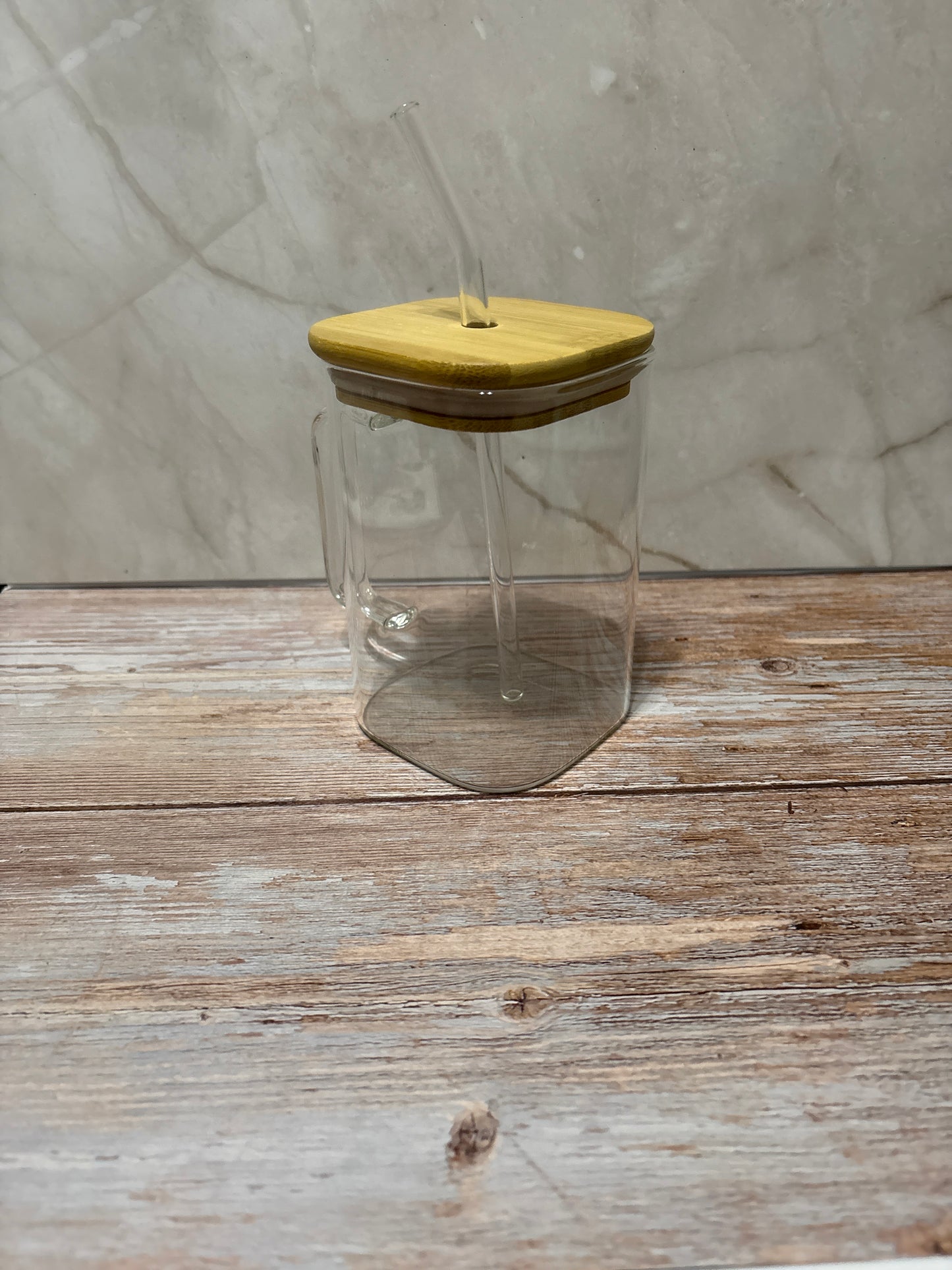 18oz Square Glass Mug with Glass Straw and Bamboo Lid