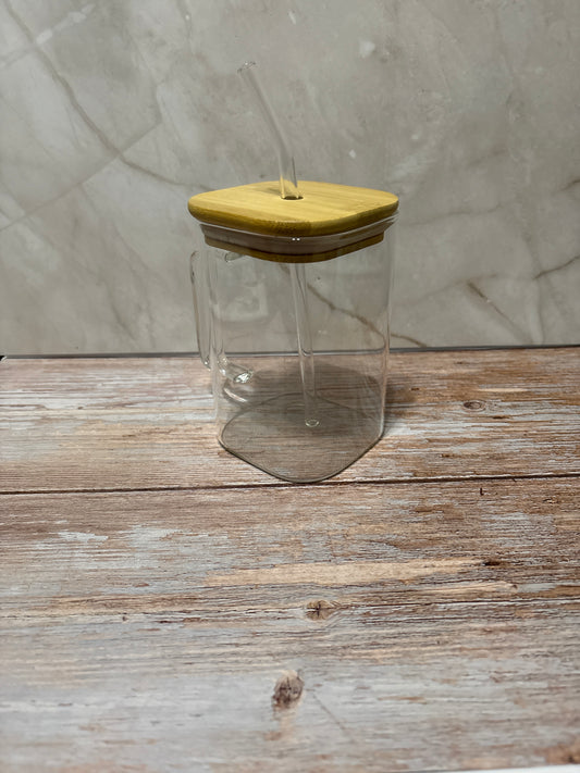 18oz Square Glass Mug with Glass Straw and Bamboo Lid